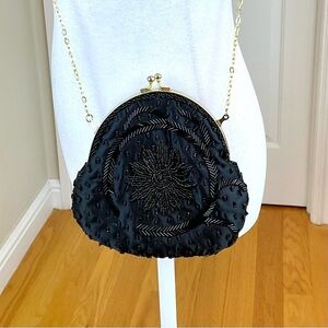 Beaded Bag Shoulder Bag in Black Retro Style with Gold Hardware Party Round